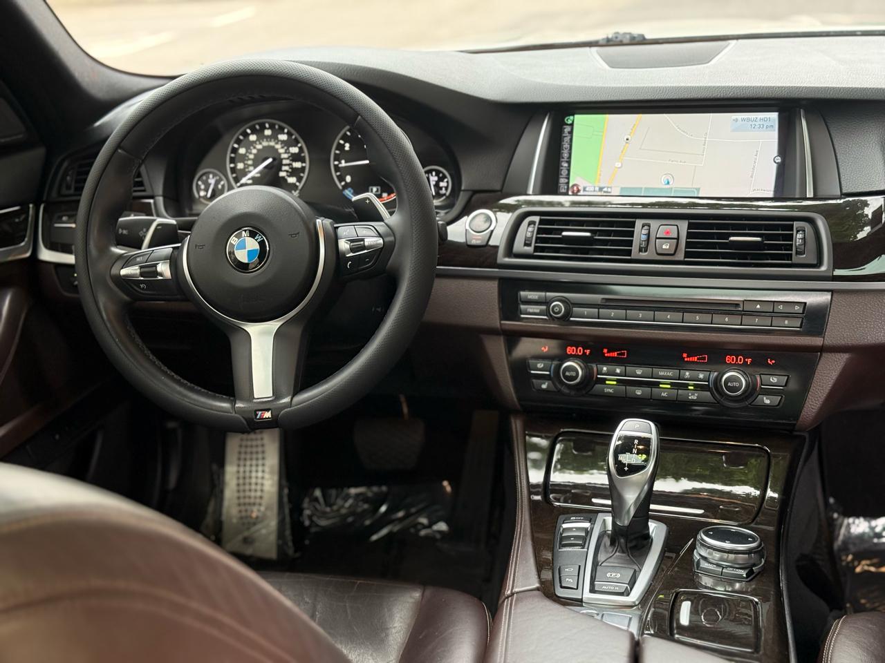 BMW 5-Series 528i 2015