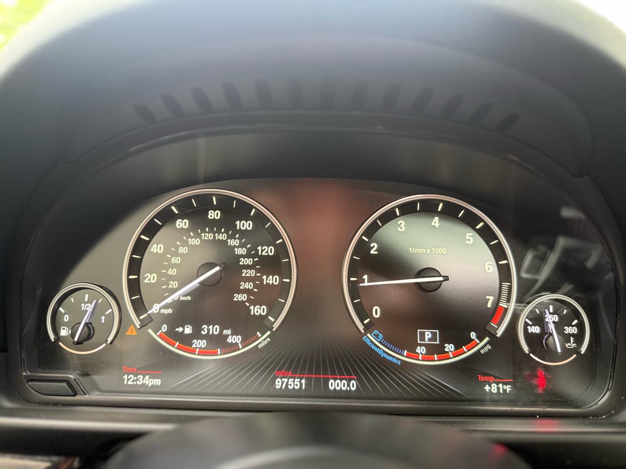 BMW 5-Series 528i 2015