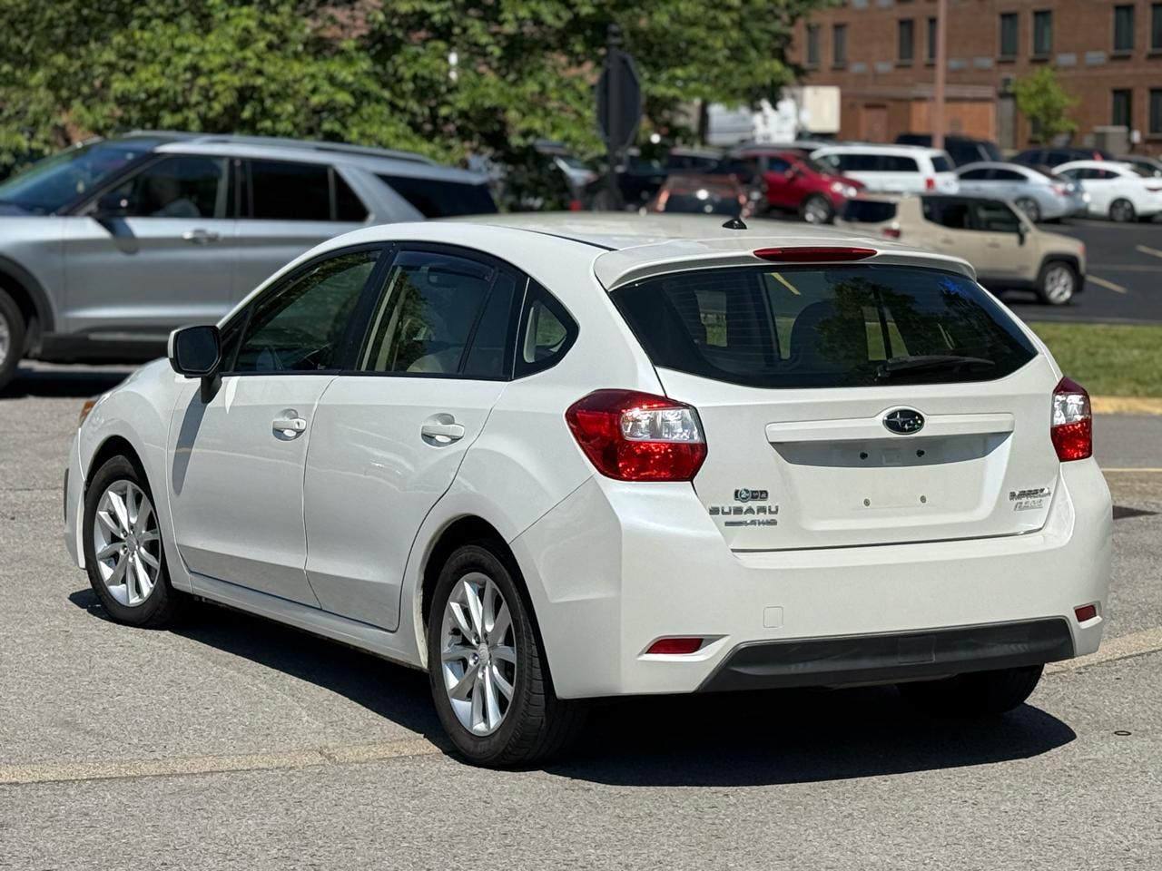 Subaru Impreza 2.0i Premium 5-Door 2014