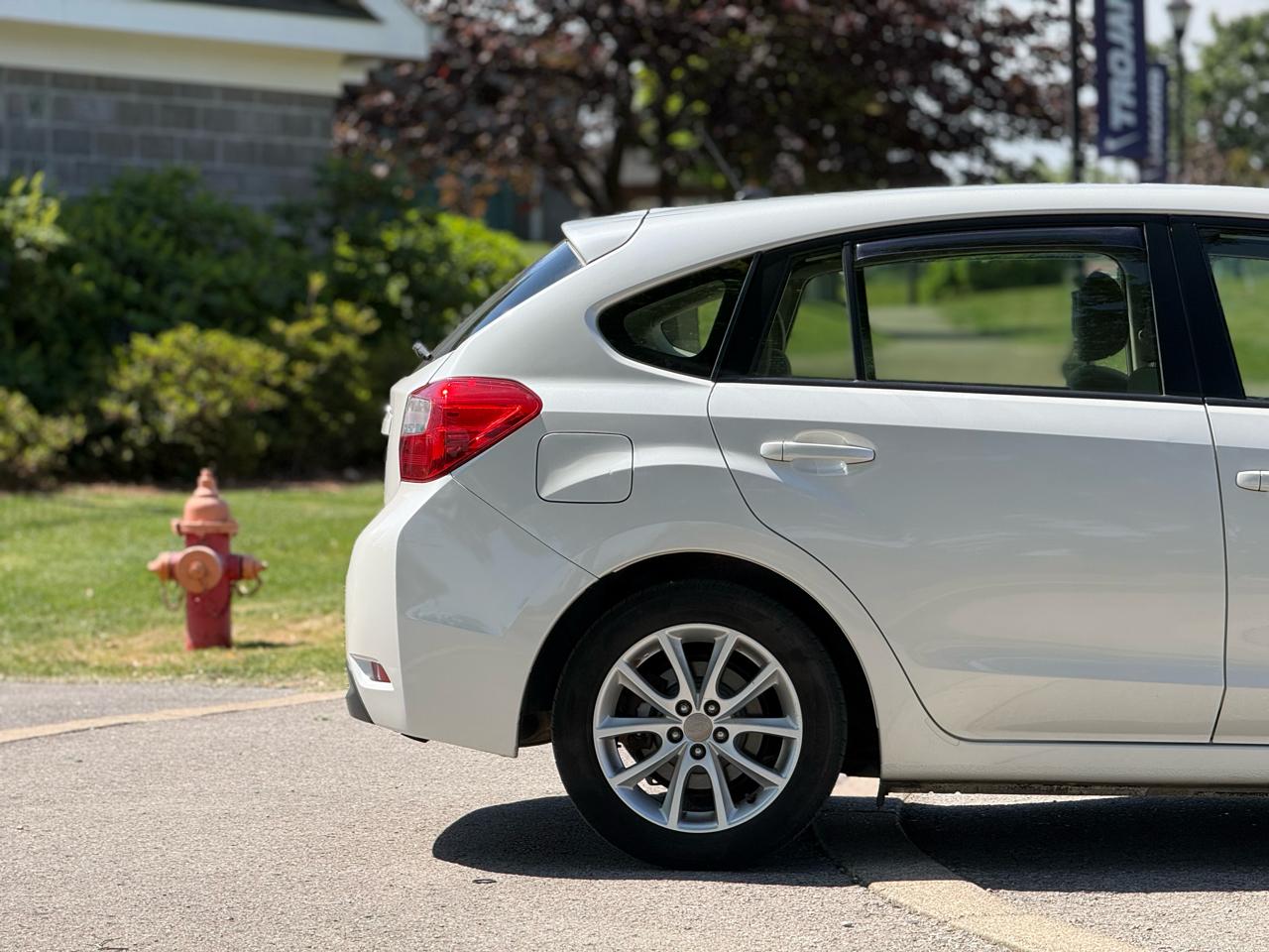 Subaru Impreza 2.0i Premium 5-Door 2014