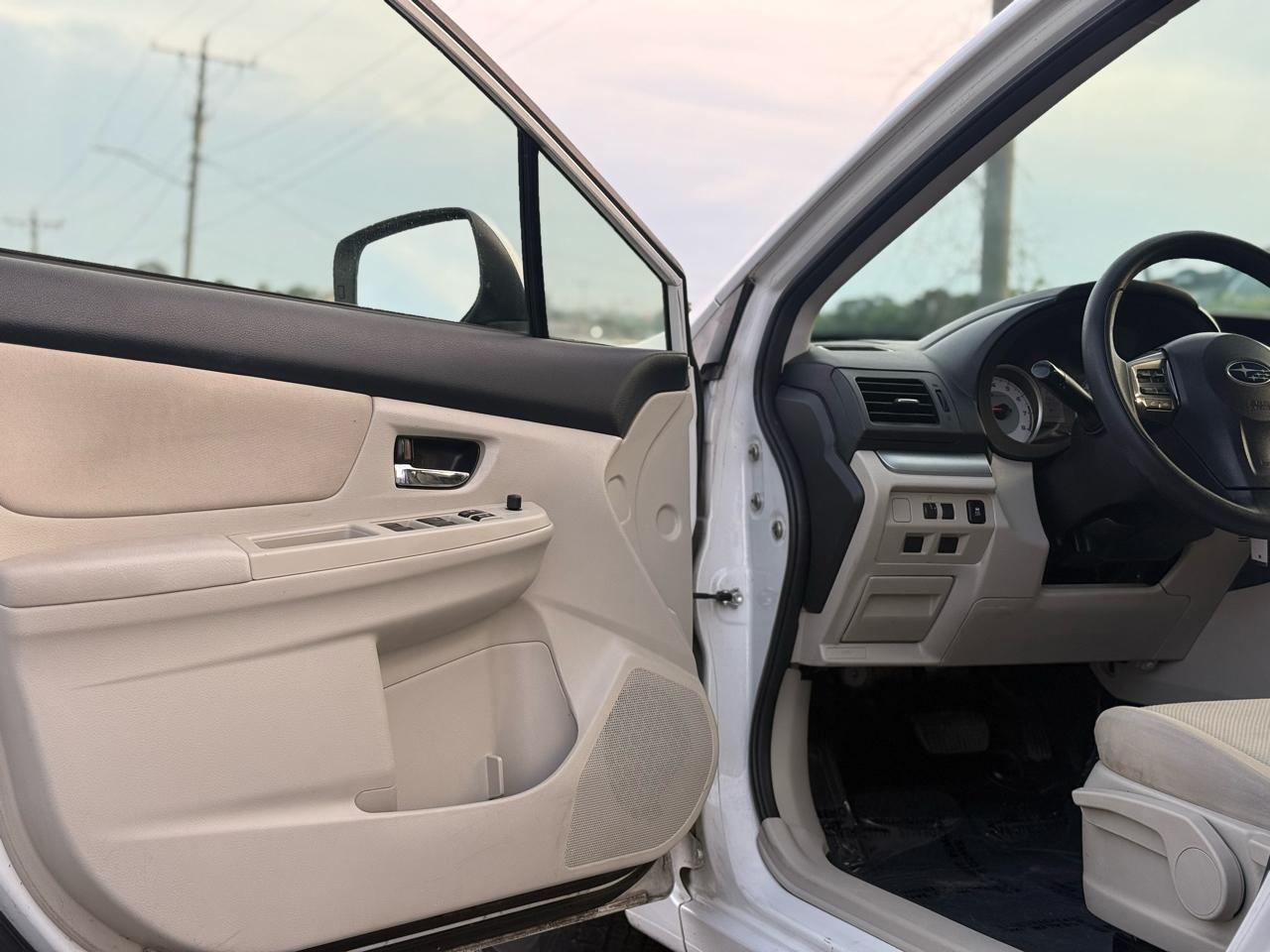 Subaru Impreza 2.0i Premium 5-Door 2014