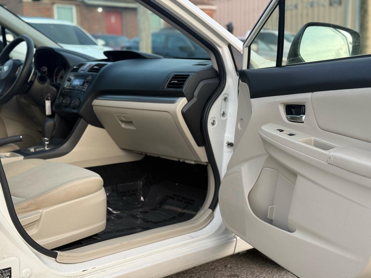 Subaru Impreza 2.0i Premium 5-Door 2014