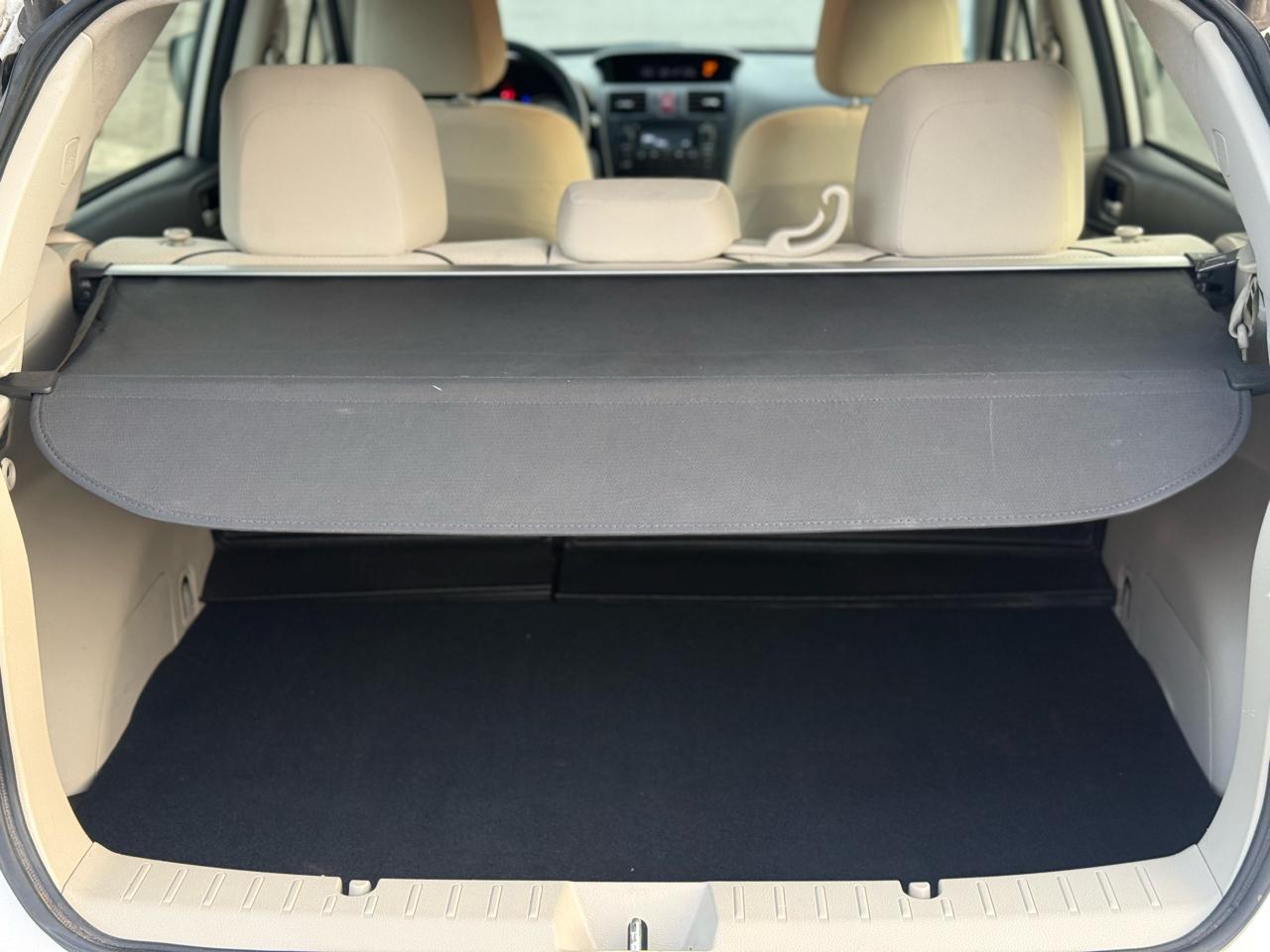 Subaru Impreza 2.0i Premium 5-Door 2014