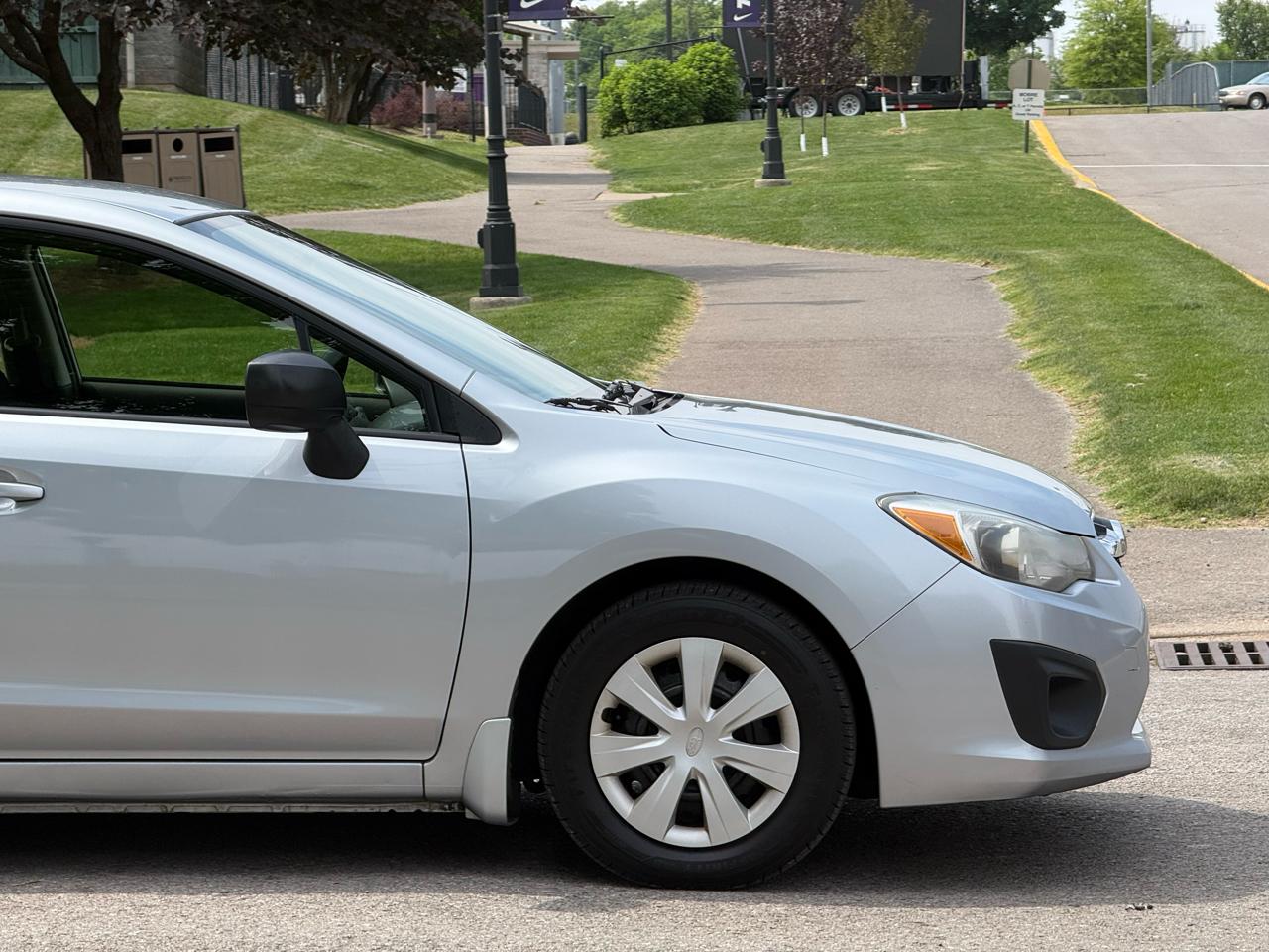 Subaru Impreza Base 5-Door 2013