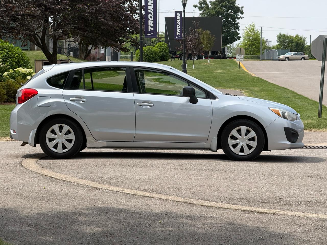 Subaru Impreza Base 5-Door 2013