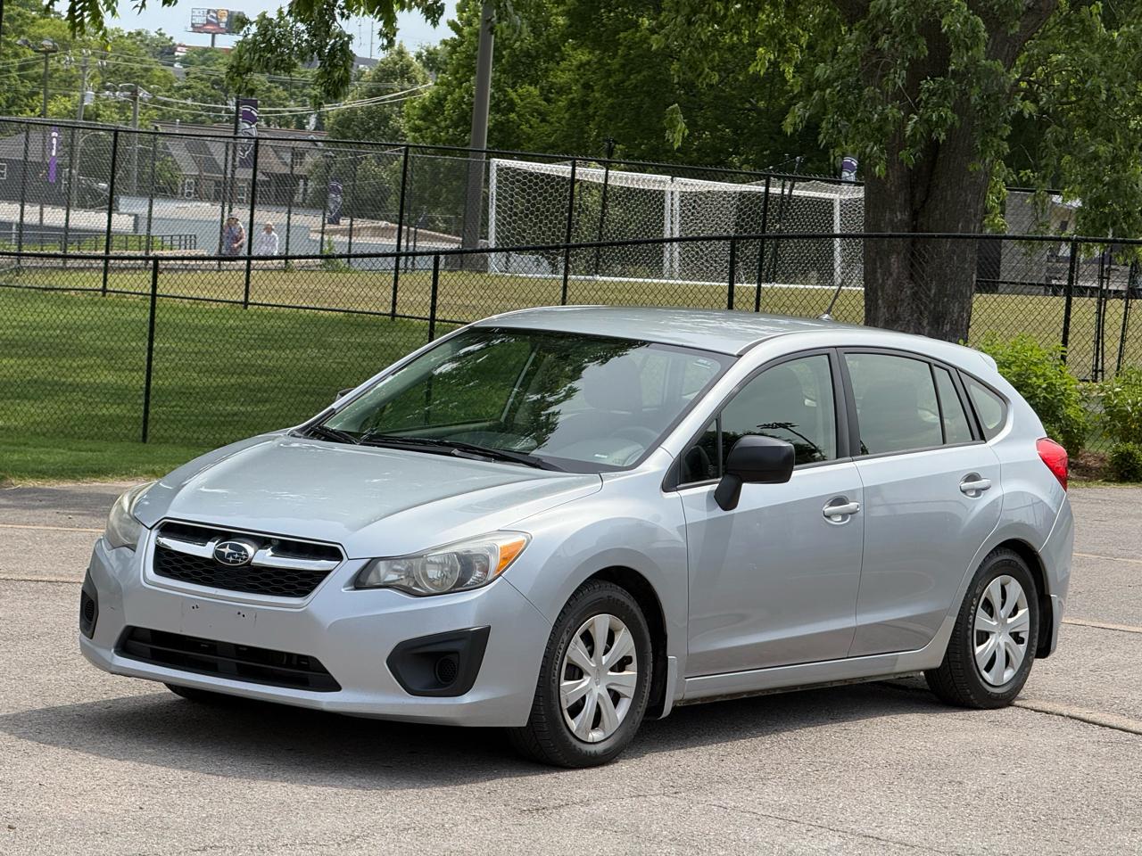 Subaru Impreza Base 5-Door 2013