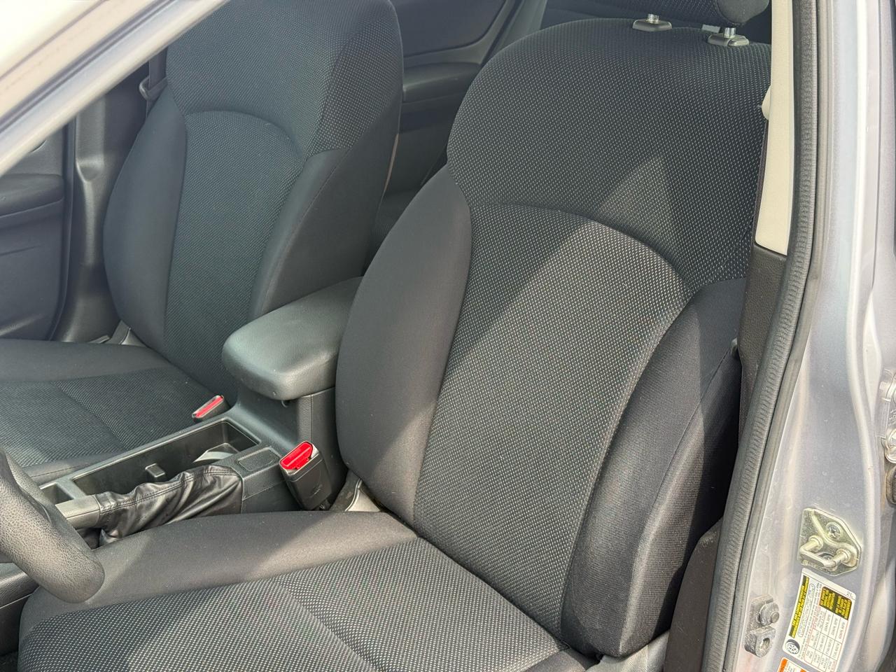 Subaru Impreza Base 5-Door 2013