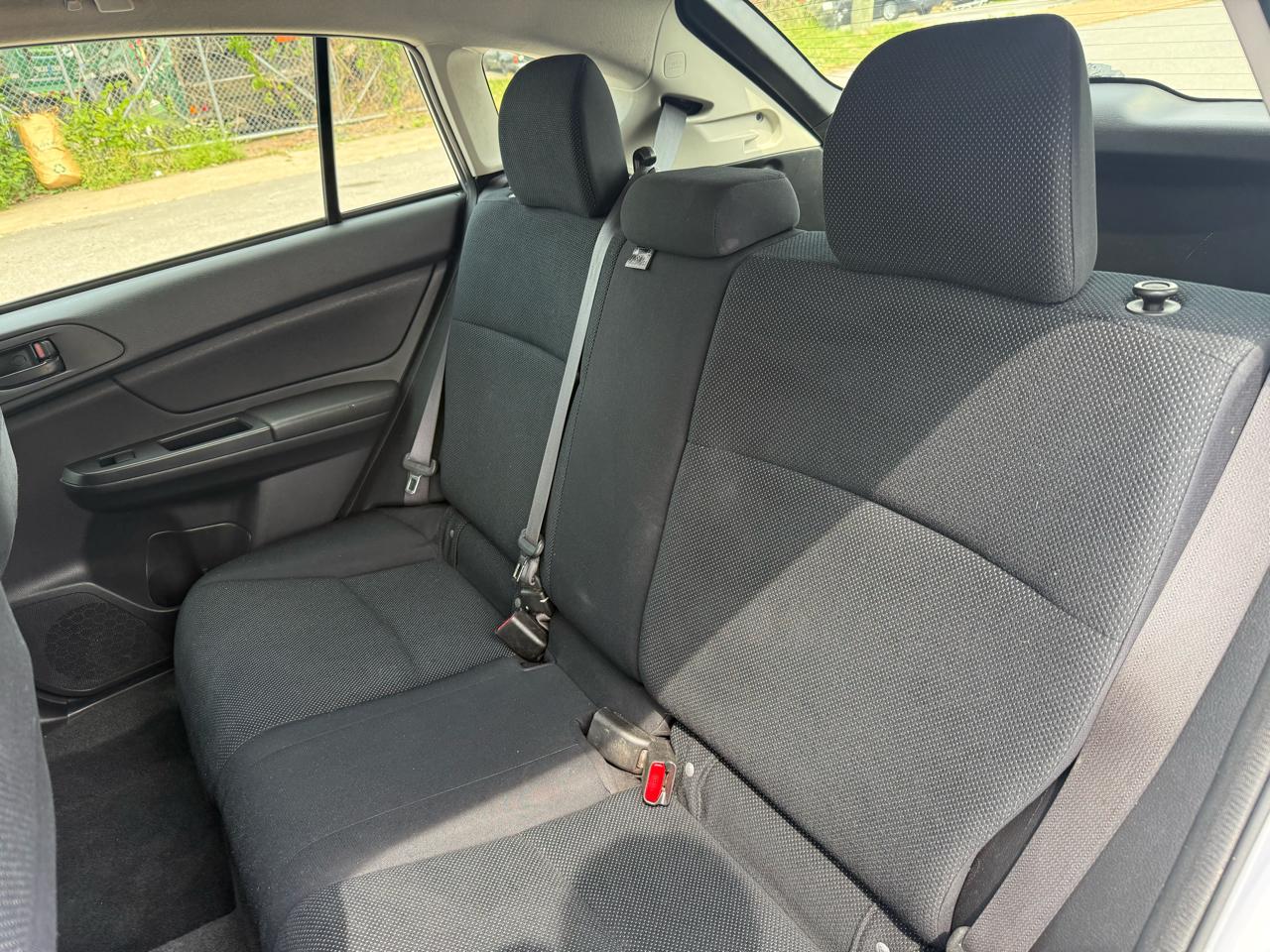 Subaru Impreza Base 5-Door 2013