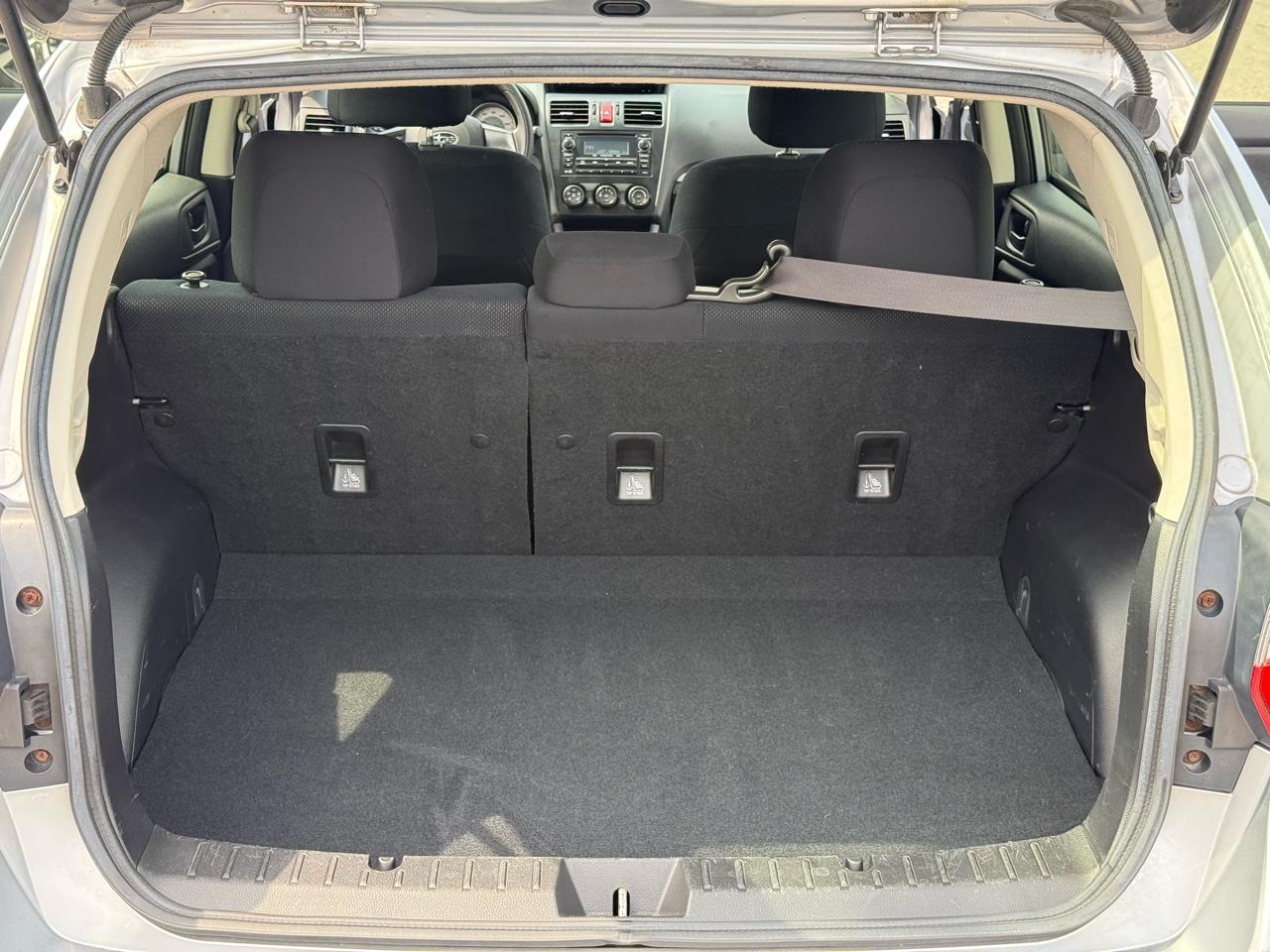 Subaru Impreza Base 5-Door 2013