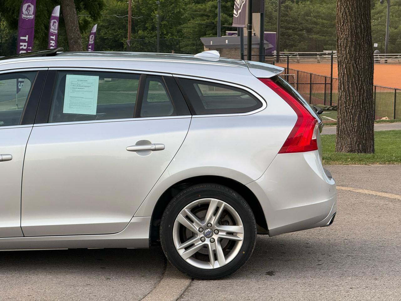 Volvo V60 T5 Drive-E Premier FWD 2015