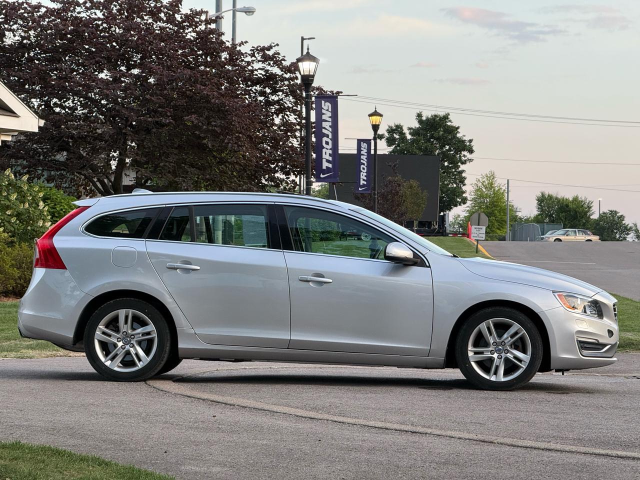 Volvo V60 T5 Drive-E Premier FWD 2015