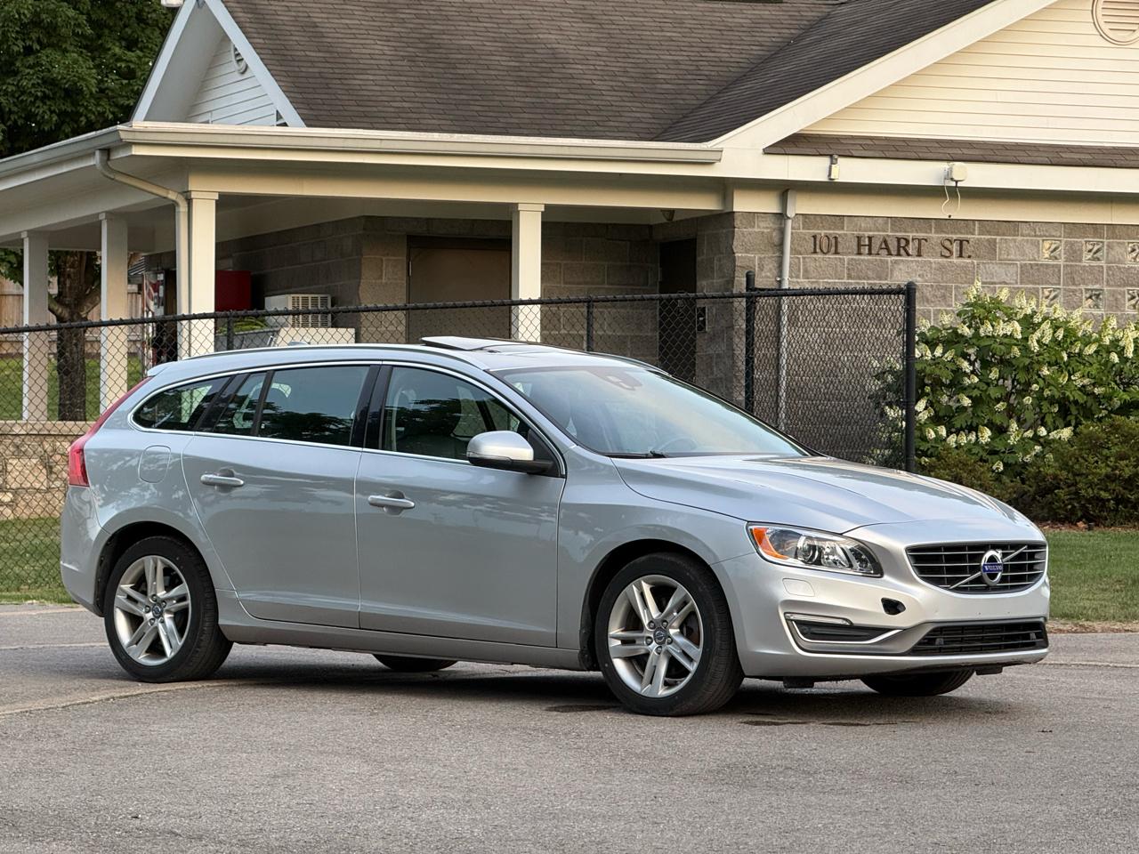 Volvo V60 T5 Drive-E Premier FWD 2015