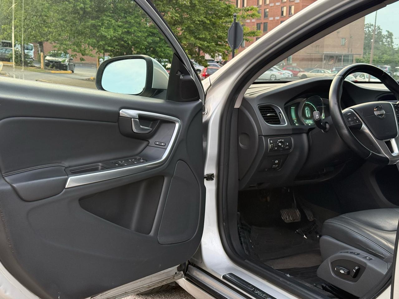 Volvo V60 T5 Drive-E Premier FWD 2015