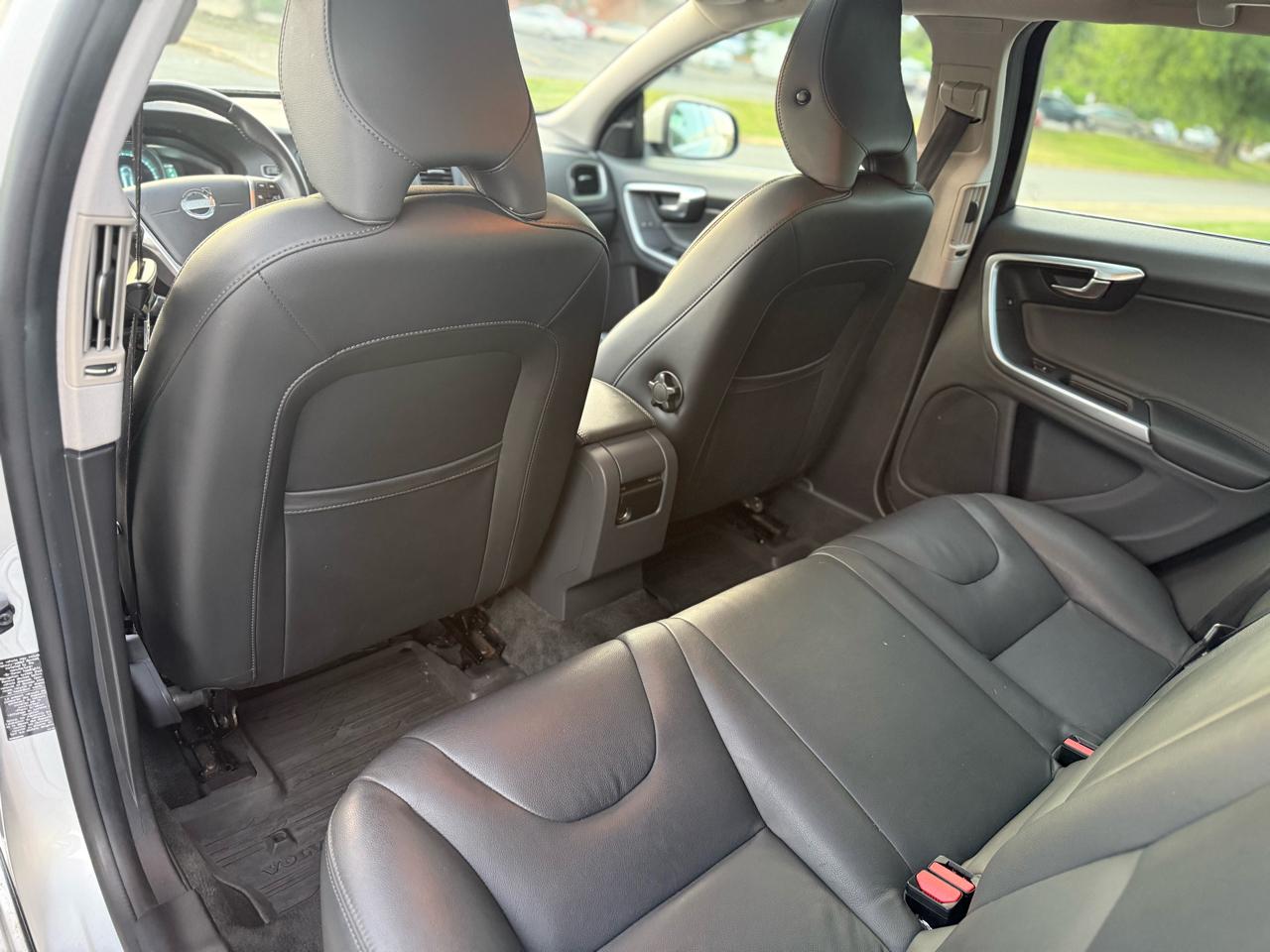 Volvo V60 T5 Drive-E Premier FWD 2015