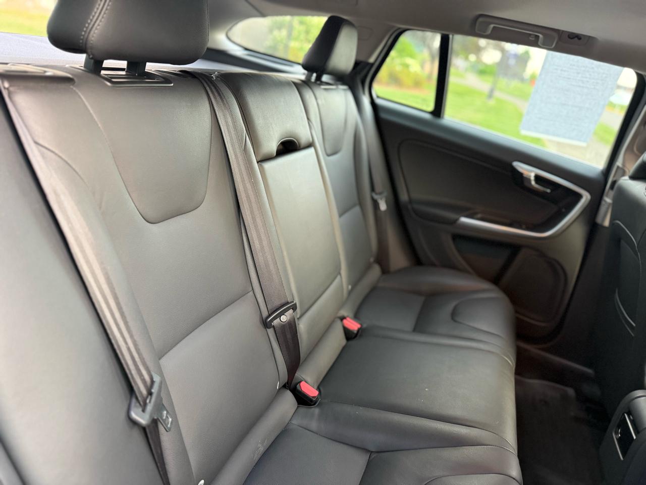 Volvo V60 T5 Drive-E Premier FWD 2015