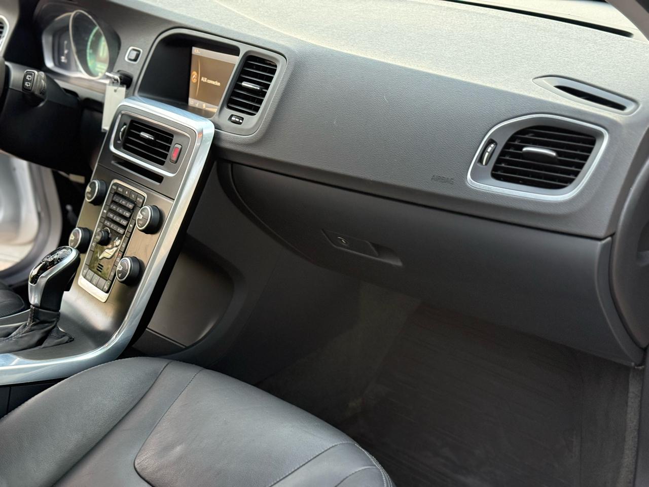 Volvo V60 T5 Drive-E Premier FWD 2015