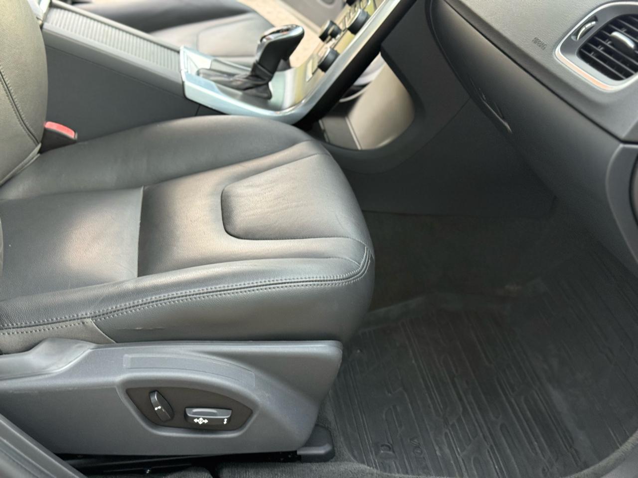 Volvo V60 T5 Drive-E Premier FWD 2015