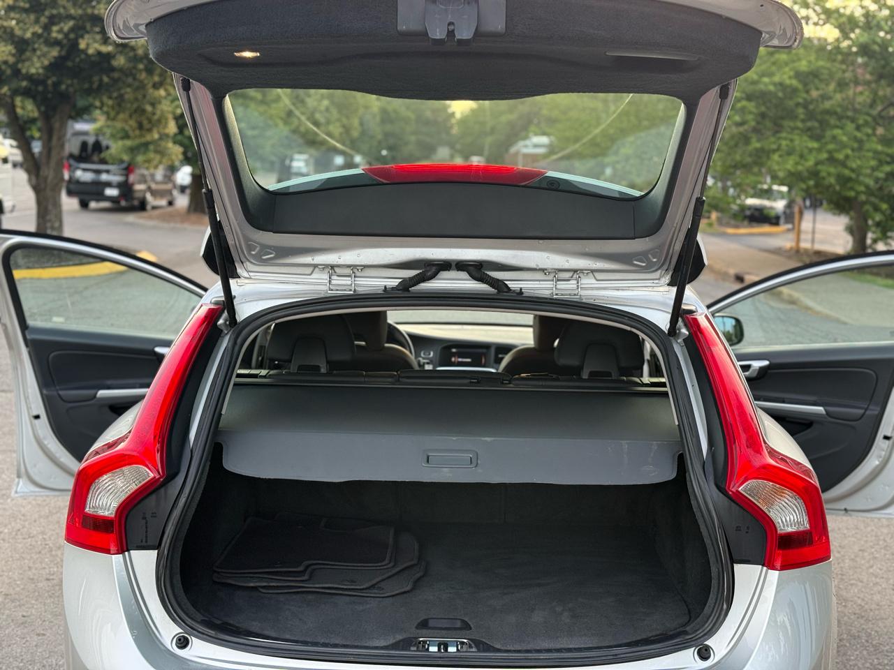 Volvo V60 T5 Drive-E Premier FWD 2015
