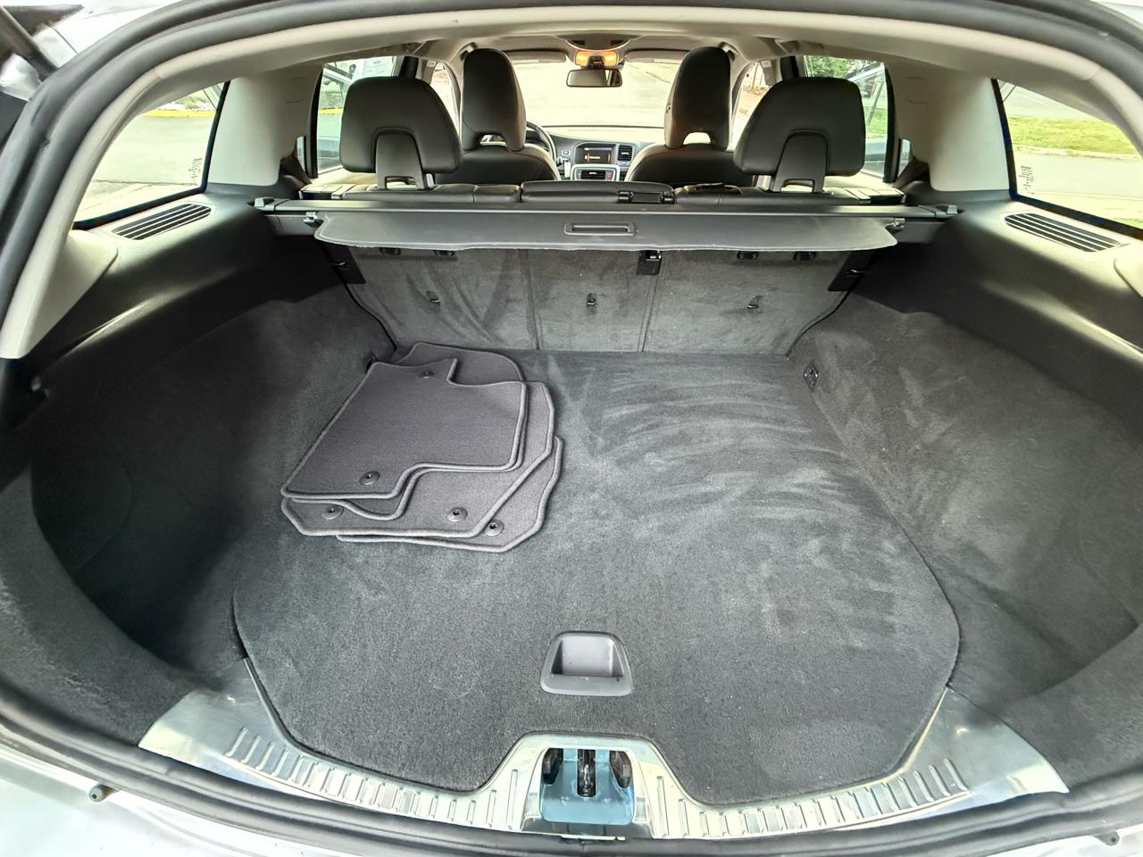Volvo V60 T5 Drive-E Premier FWD 2015