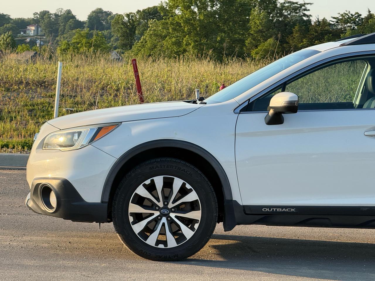 Subaru Outback 2.5i Limited 2015