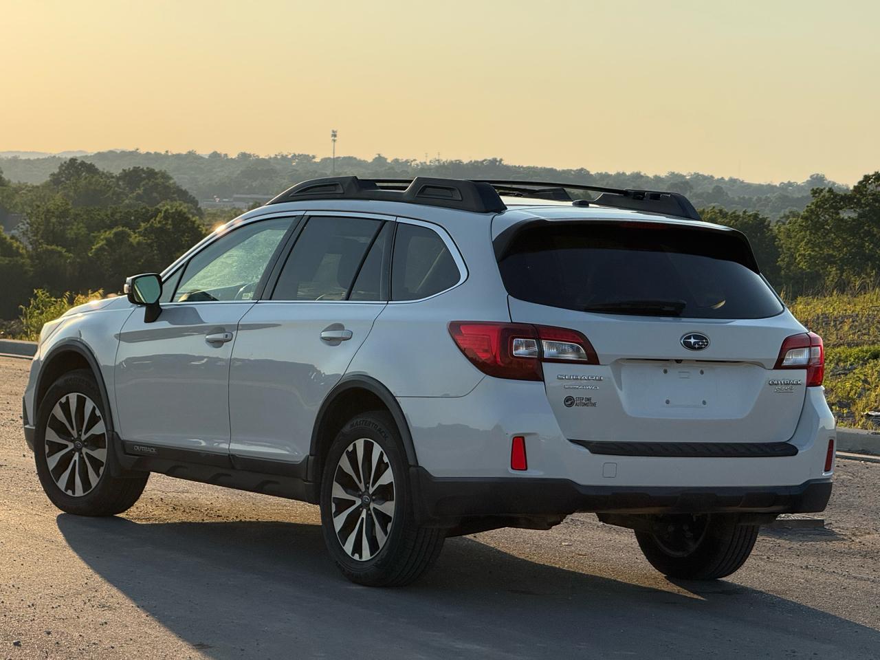 Subaru Outback 2.5i Limited 2015