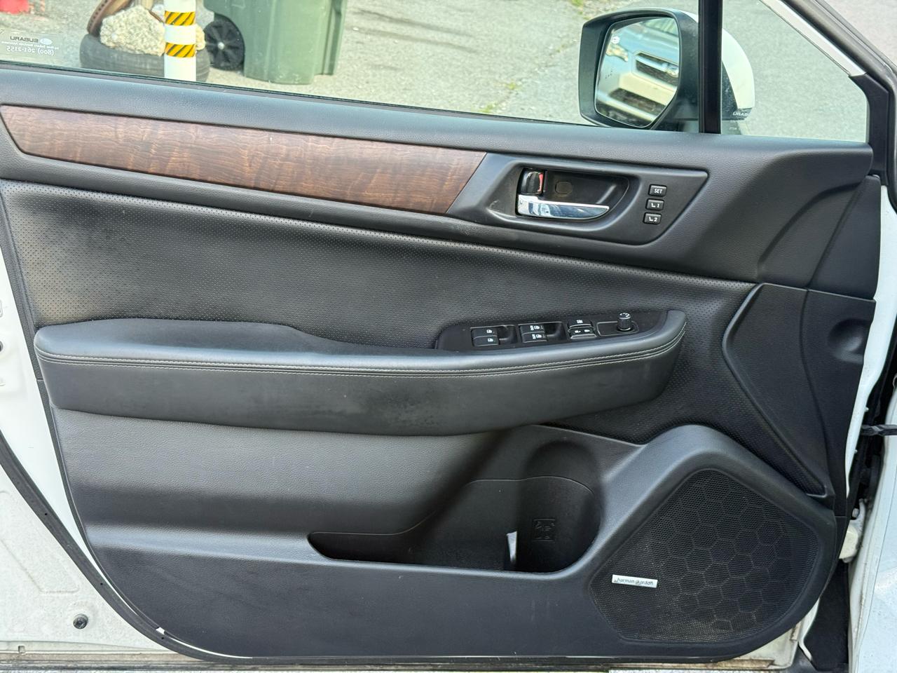 Subaru Outback 2.5i Limited 2015