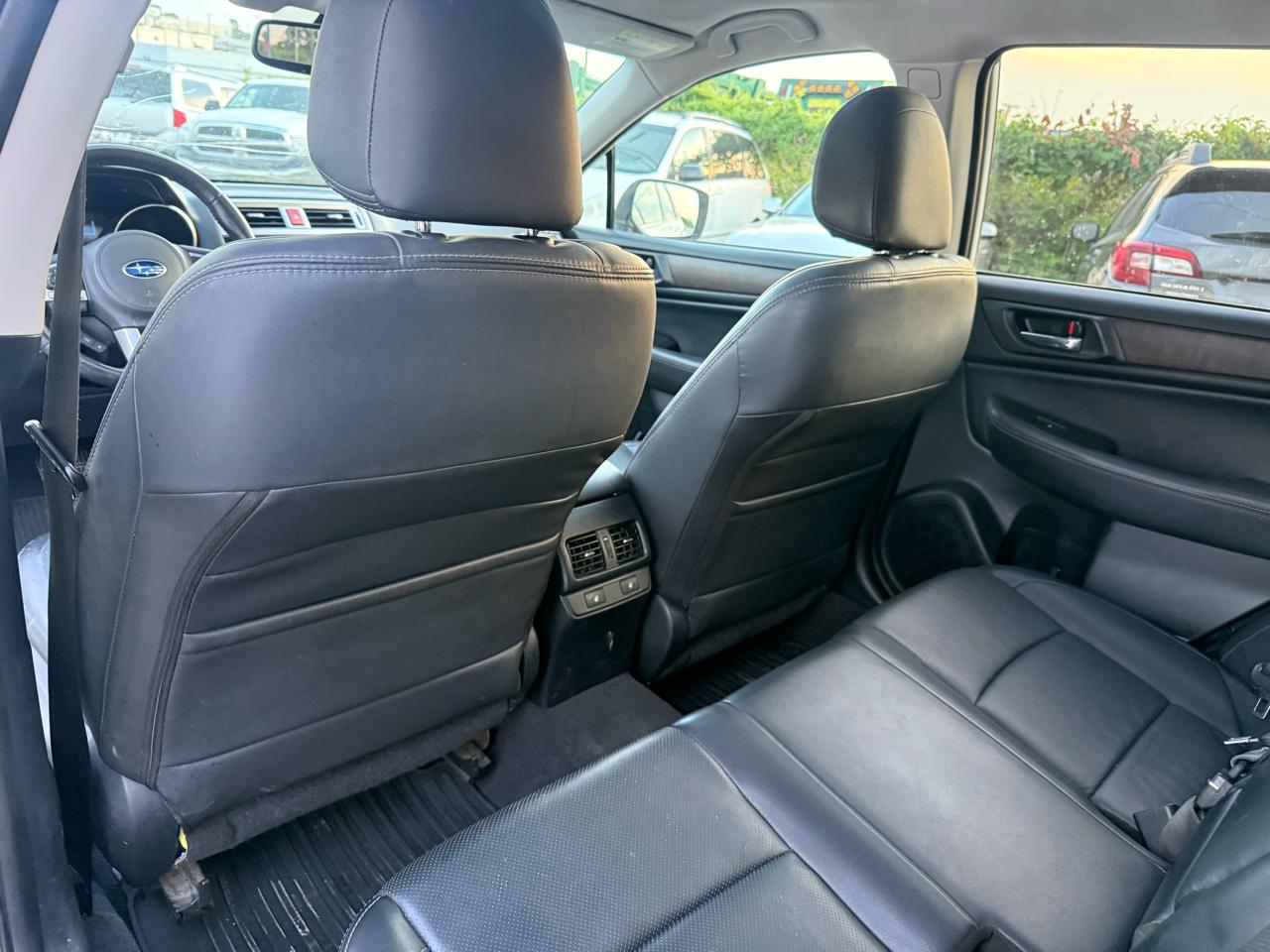 Subaru Outback 2.5i Limited 2015