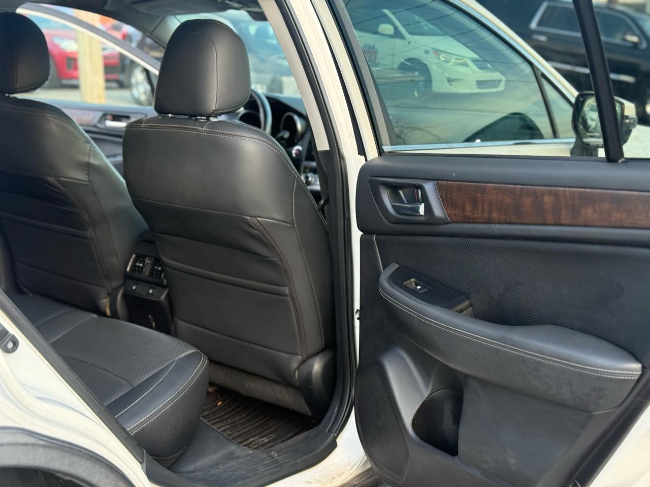 Subaru Outback 2.5i Limited 2015