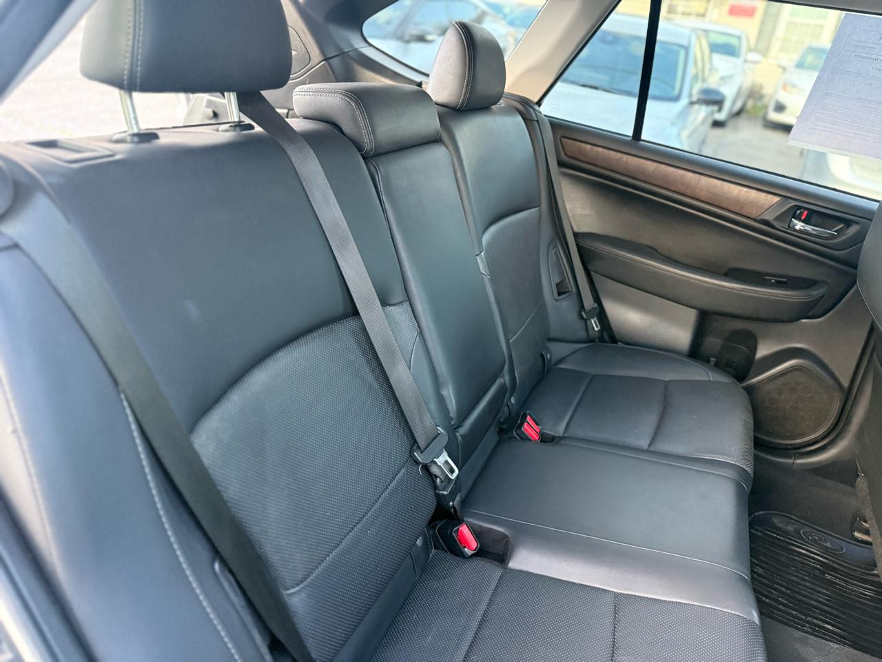 Subaru Outback 2.5i Limited 2015