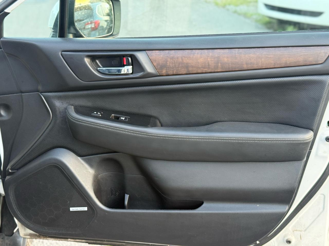 Subaru Outback 2.5i Limited 2015