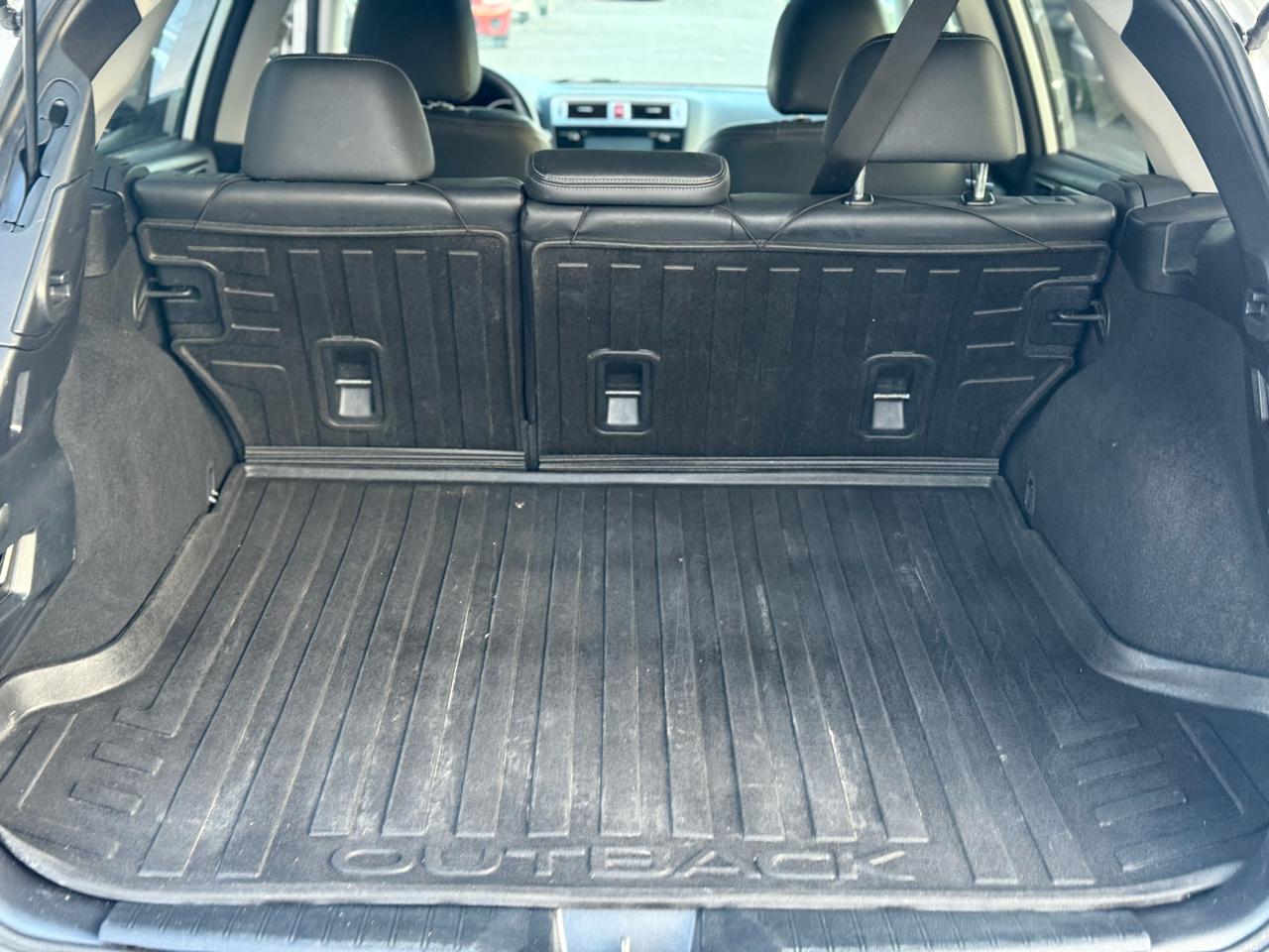Subaru Outback 2.5i Limited 2015
