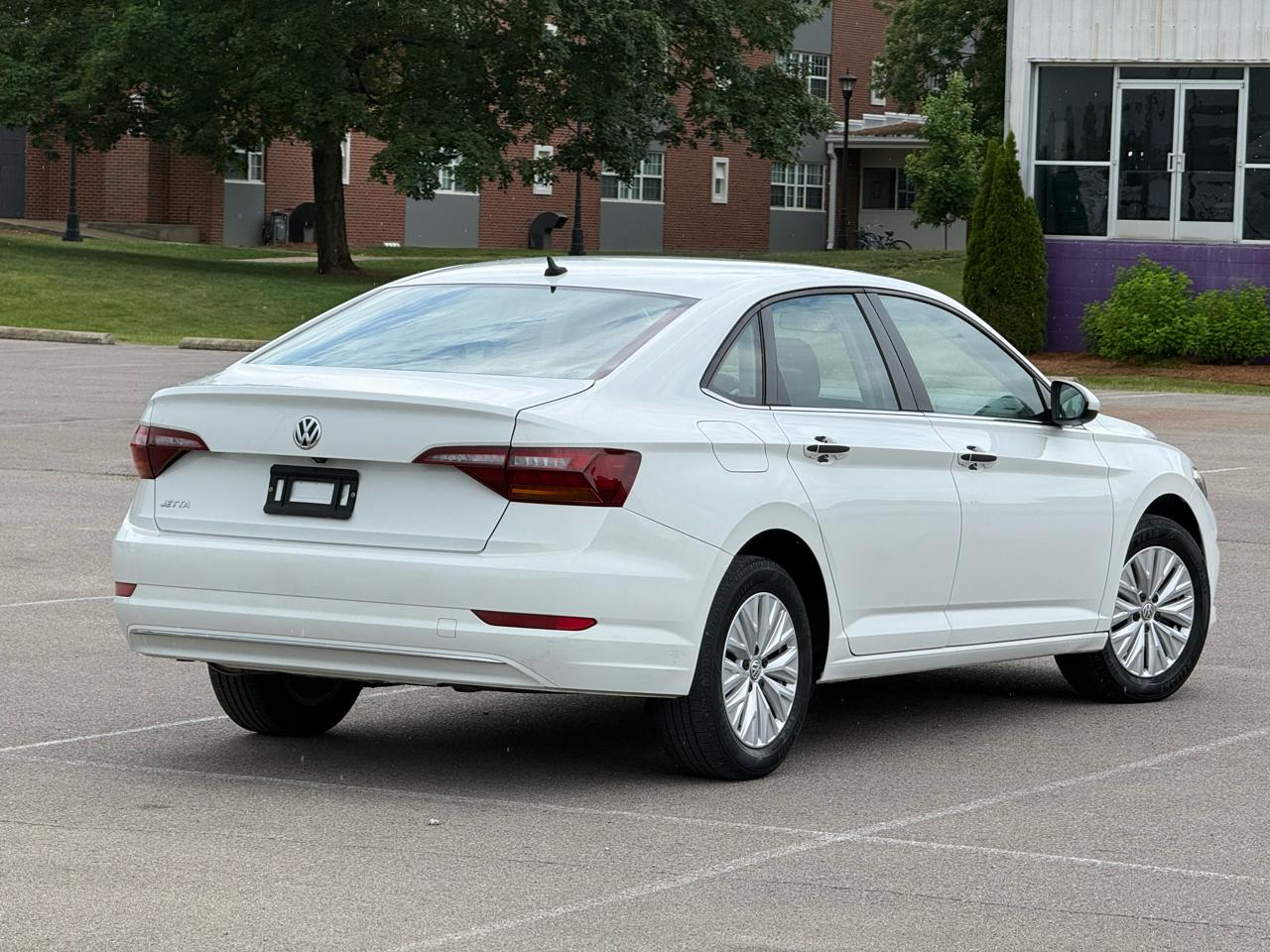 Volkswagen Jetta 1.4T S 6M 2019