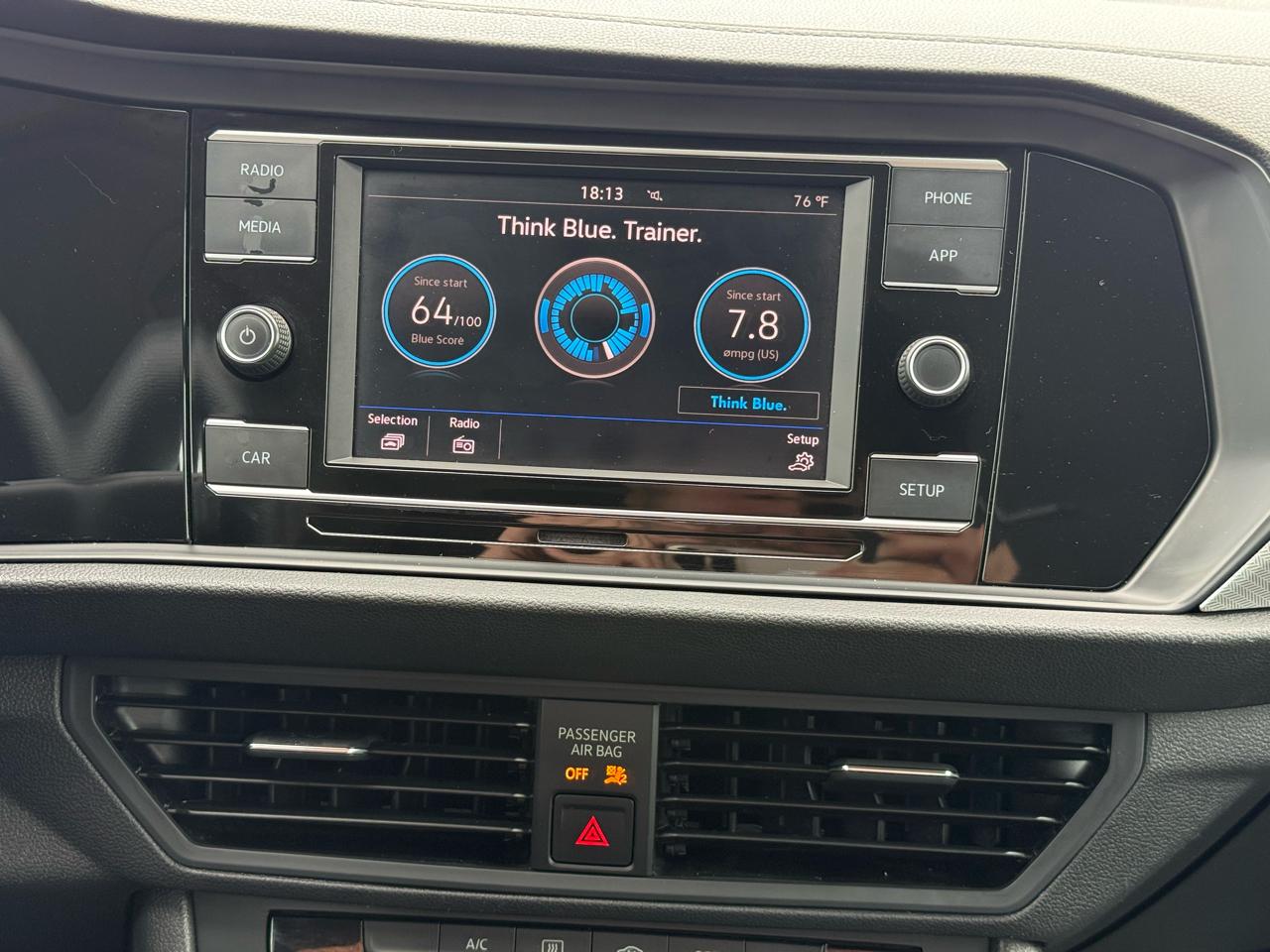 Volkswagen Jetta 1.4T S 6M 2019