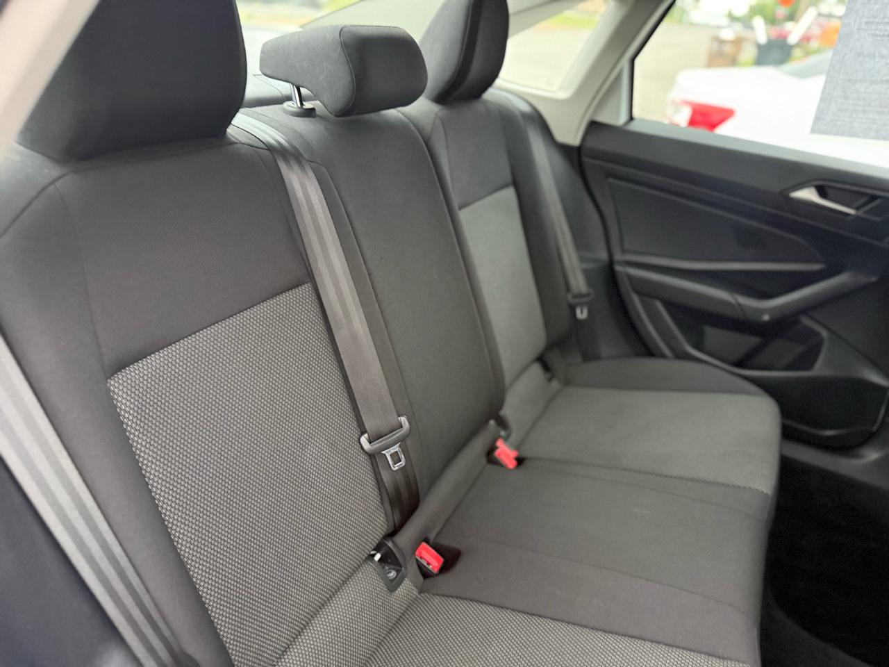 Volkswagen Jetta 1.4T S 6M 2019