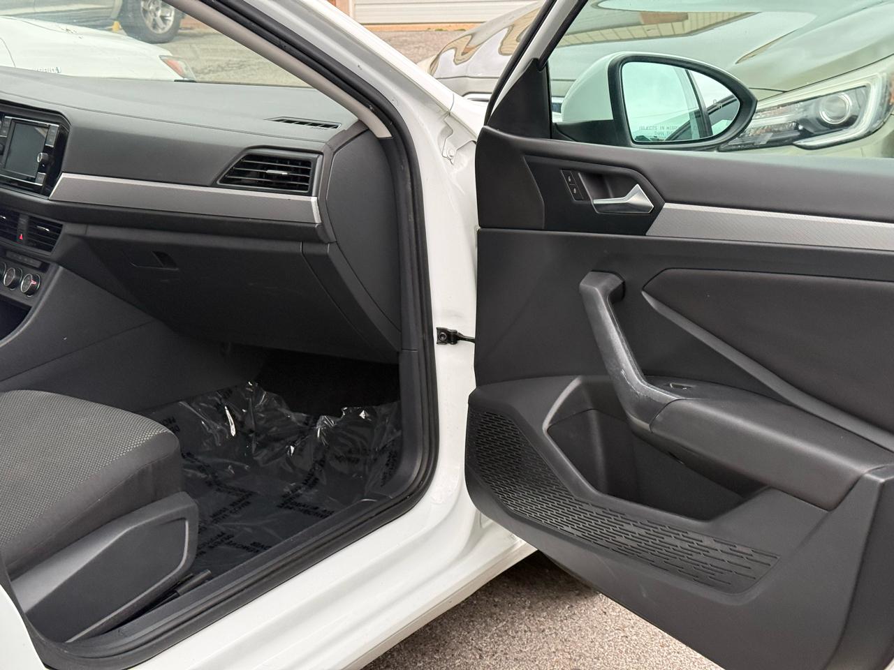 Volkswagen Jetta 1.4T S 6M 2019