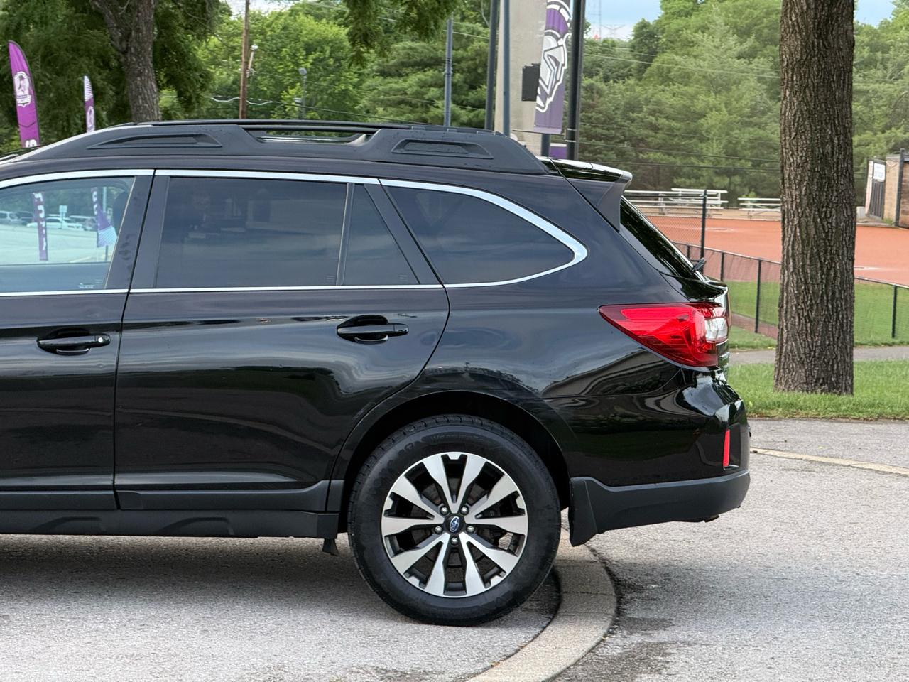 Subaru Outback 2.5i Limited 2015