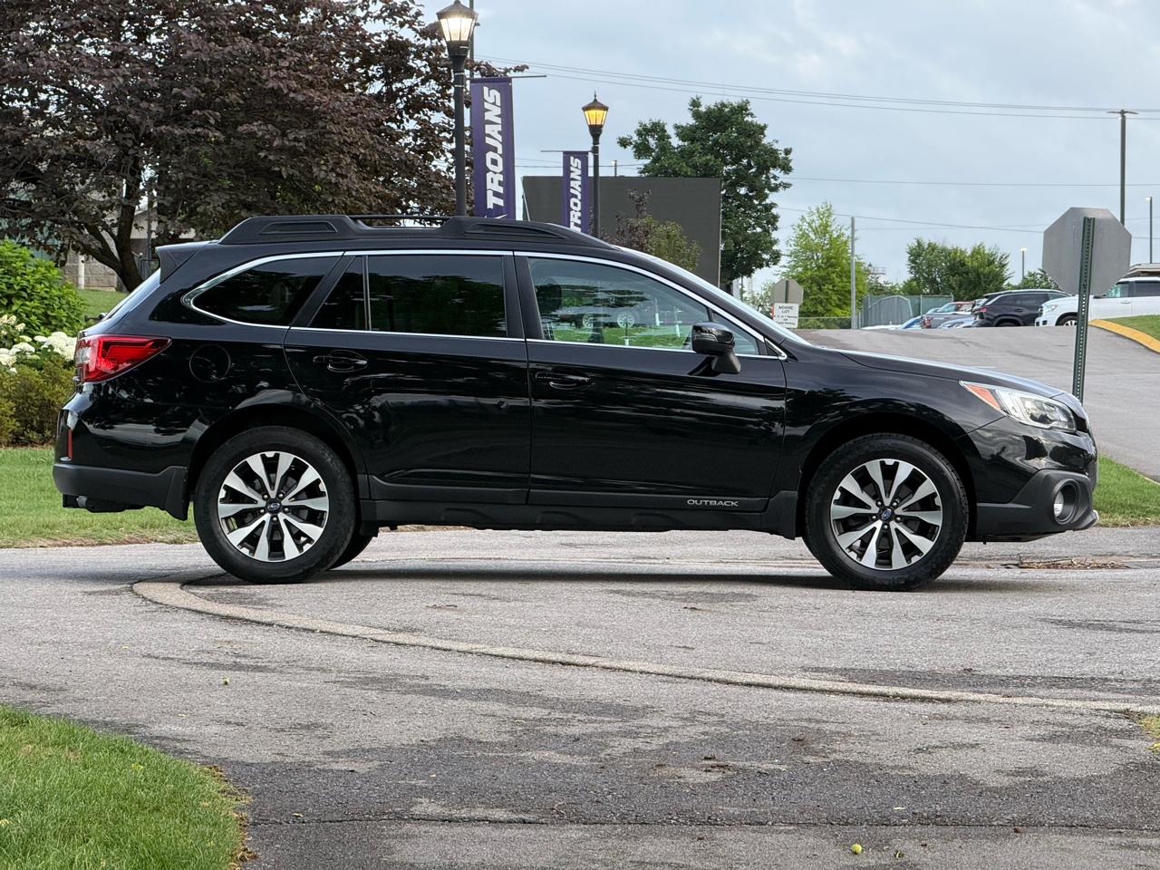 Subaru Outback 2.5i Limited 2015