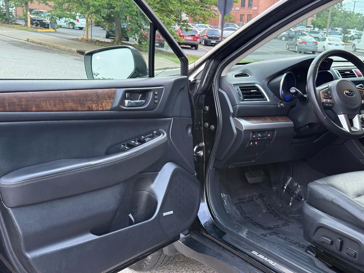 Subaru Outback 2.5i Limited 2015