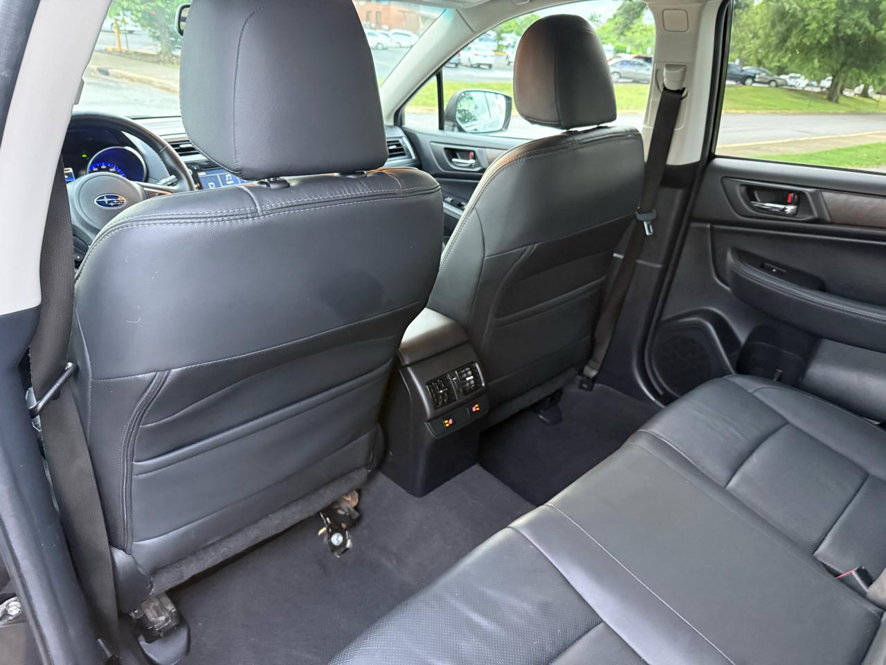 Subaru Outback 2.5i Limited 2015