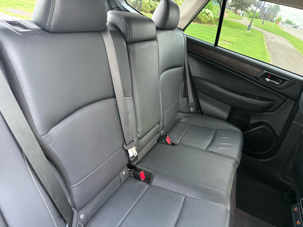 Subaru Outback 2.5i Limited 2015