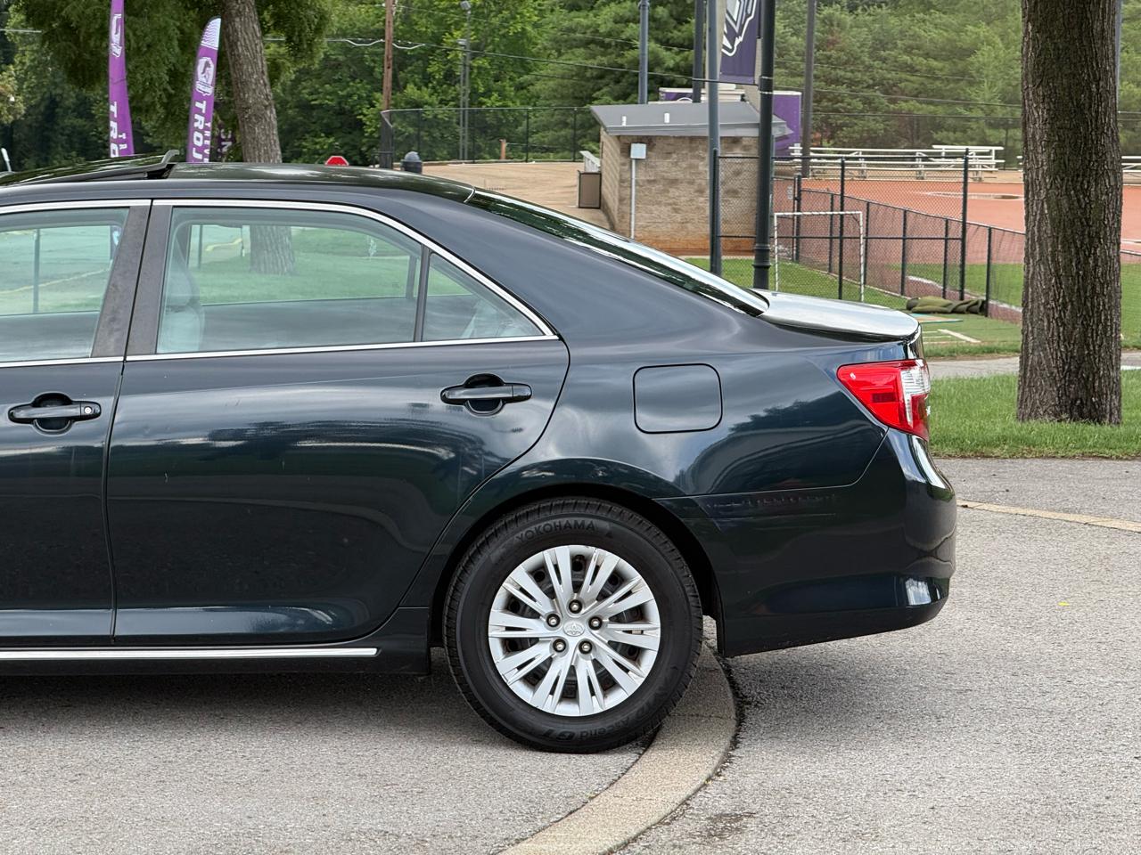 Toyota Camry LE 4D Sedan 2012