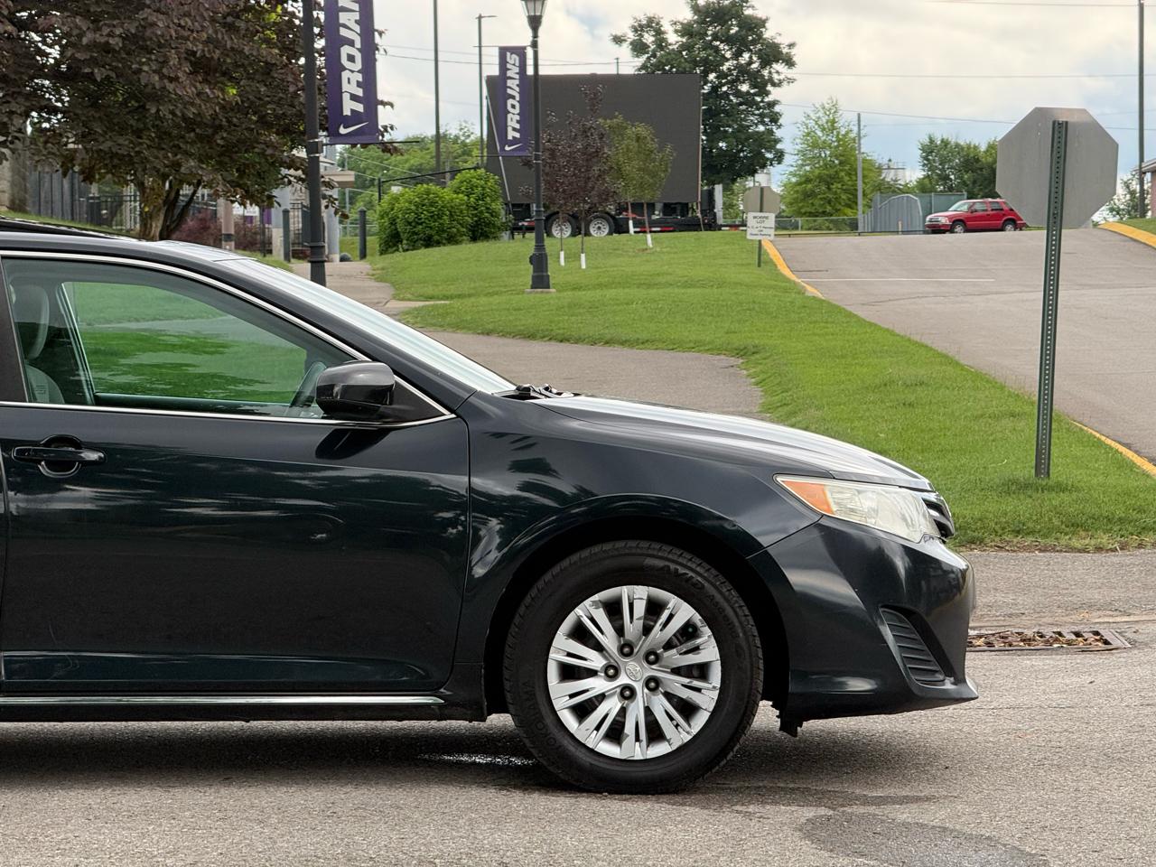 Toyota Camry LE 4D Sedan 2012