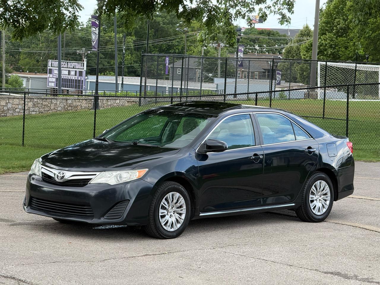 Toyota Camry LE 4D Sedan 2012