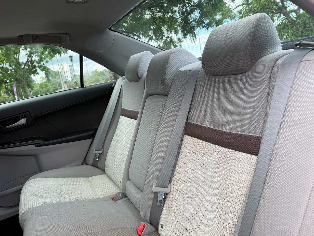Toyota Camry LE 4D Sedan 2012