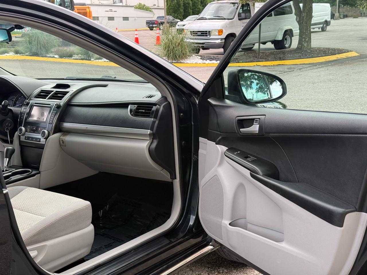 Toyota Camry LE 4D Sedan 2012