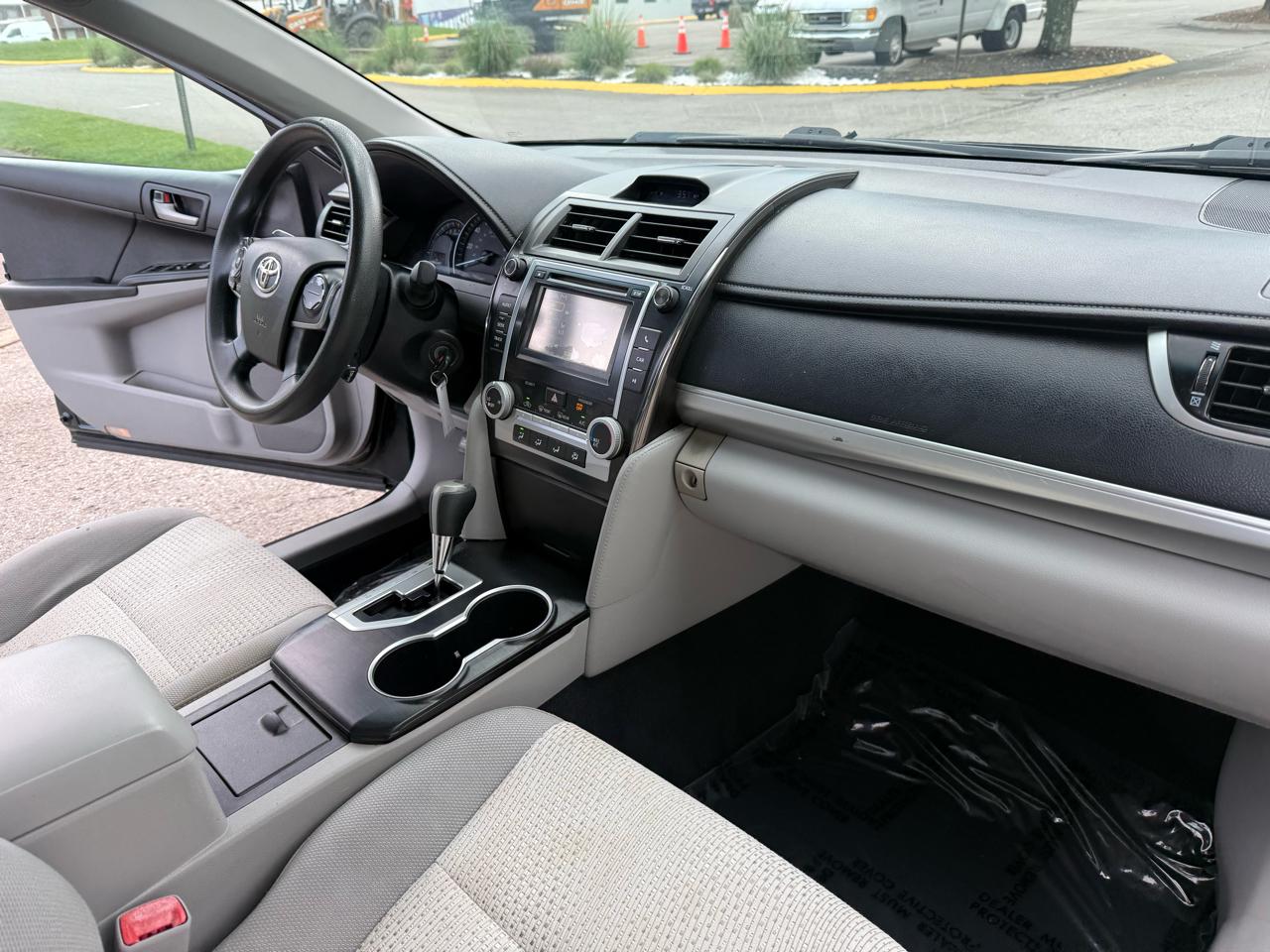 Toyota Camry LE 4D Sedan 2012