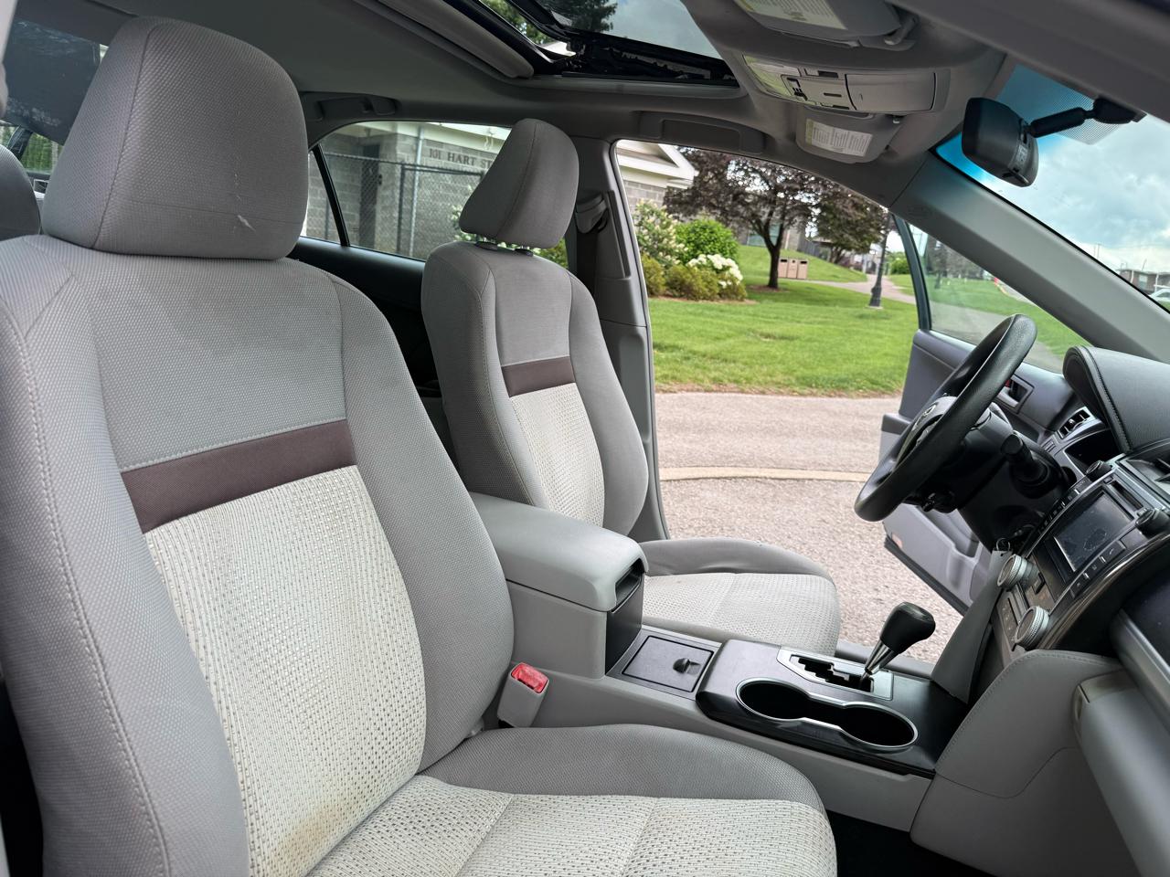 Toyota Camry LE 4D Sedan 2012