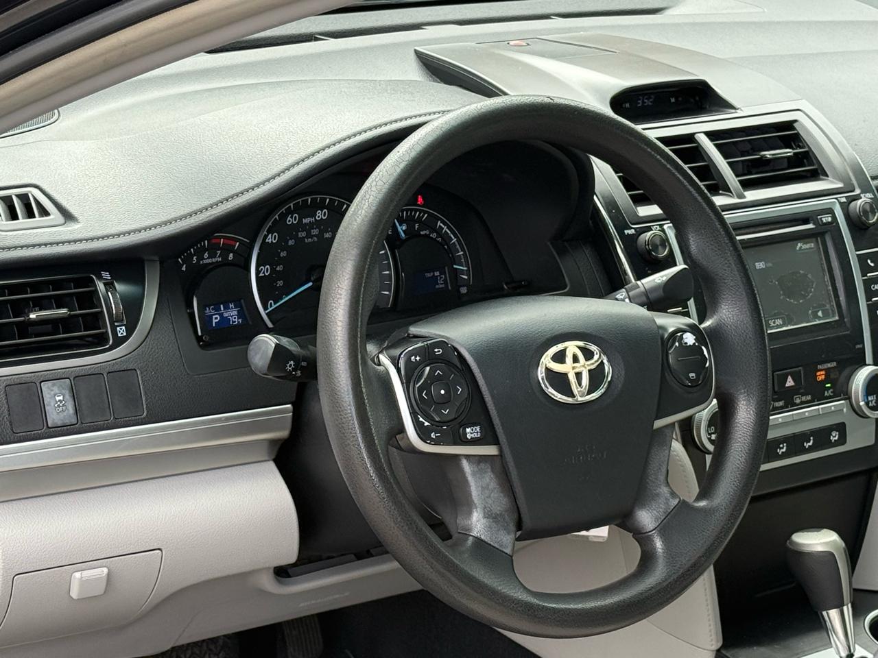 Toyota Camry LE 4D Sedan 2012