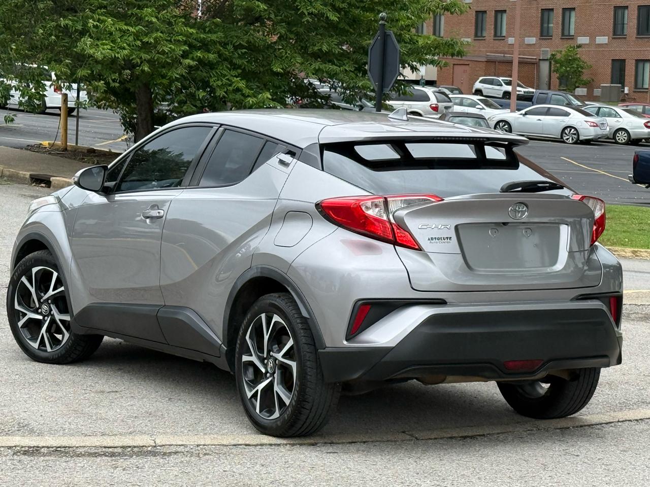 Toyota C-HR XLE 2018