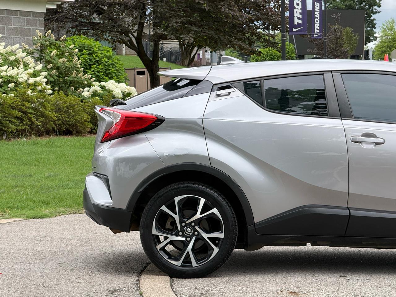 Toyota C-HR XLE 2018